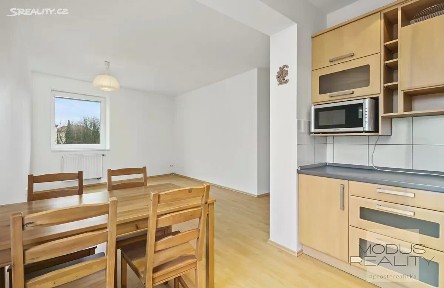 Pronájem bytu 2+kk 57 m² Vágnerova, Praha - Kbely