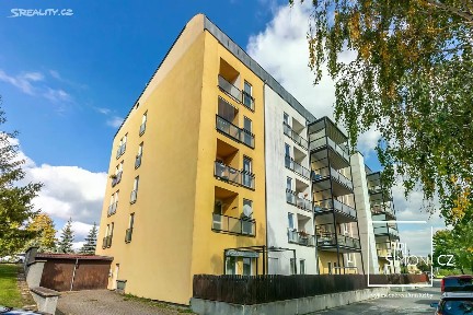 Prodej bytu 2+kk 50 m² Tmaň