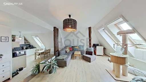 Prodej bytu 2+kk 62 m² Nádražní, Lázně Toušeň