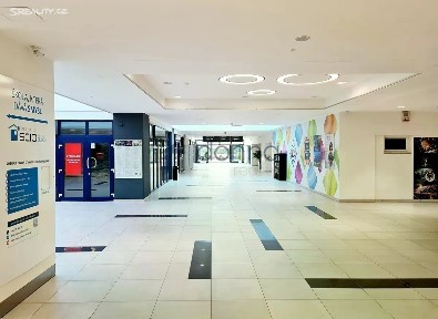 Pronájem obchodního prostoru 102 m²