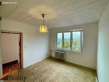 Ostrov, Karlovy Vary, Kollárova