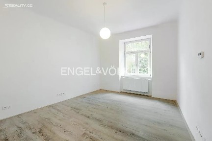 Pronájem kanceláře 25 m² Oldřichova, Praha - Nusle