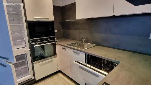 Pardubice, Zelené Předměstí, Pod Vinicí