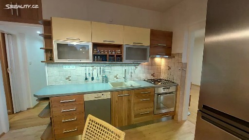 Pronájem bytu 3+1 72 m² Fryčajova, Brno - Obřany