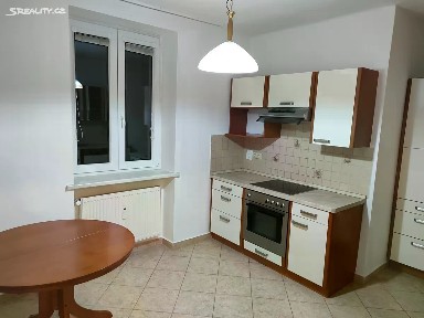 Pronájem bytu 3+1 85 m² Hansmannova, Brno - Černá Pole