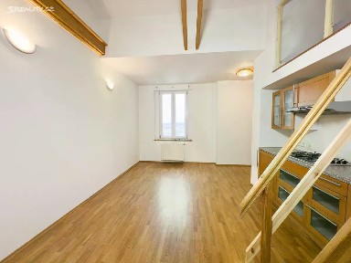 Prodej bytu 1+1 55 m² Vlkova, Praha - Žižkov
