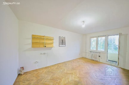 Prodej bytu 2+1 51 m² Ovčárská, Praha - Malešice