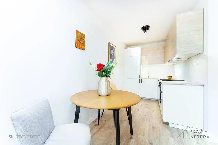 Prodej bytu 2+kk 48 m² Třeboradická, Praha - Kobylisy