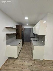 Praha, Praha 9, Černý Most, Vašátkova