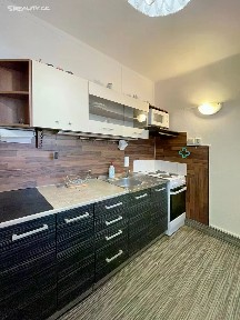 Pronájem bytu 2+1 54 m² Poděbradská, Praha - Hloubětín