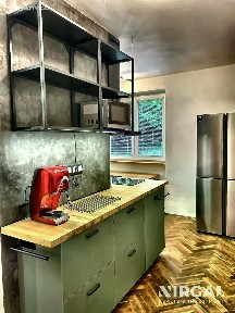 Pronájem bytu 3+1 64 m² Na Vlčovce, Praha - Dejvice