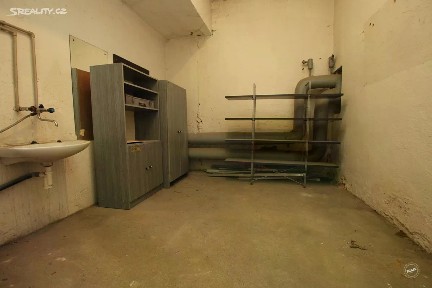 Pronájem skladového prostoru 53 m² náměstí Svatopluka Čecha, Praha - Vršovice