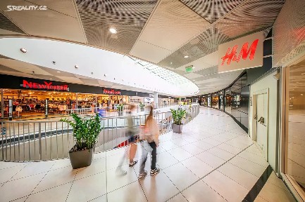 Pronájem obchodního prostoru 167 m² Fajtlova, Praha - Ruzyně