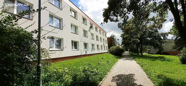 Prodej bytu 1+1 35 m² Javorová, Zlín