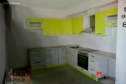 Pronájem bytu 3+kk 53 m² Dubová, Karlovy Vary - Bohatice