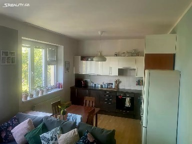 Pronájem bytu 2+kk 50 m² Rakouská, Milovice - Mladá