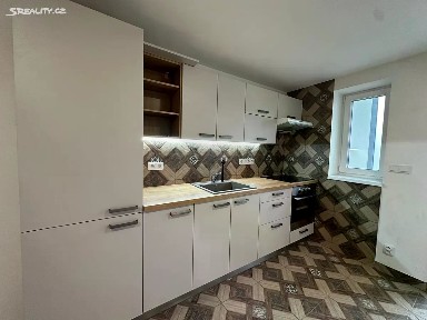 Pronájem bytu 2+1 50 m² Polní, Katusice