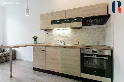 Pronájem bytu 3+kk 55 m² Davídkova, Praha - Libeň