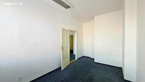 Pronájem kanceláře 28 m² Velflíkova, Praha - Dejvice