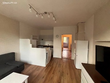 Pronájem bytu 2+kk 41 m² Vlčí vrch, Liberec - Liberec XV-Starý Harcov