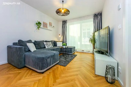 Prodej bytu 2+kk 52 m² Varšavská, Praha - Vinohrady