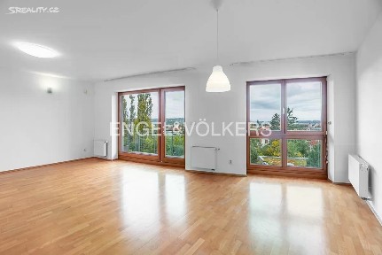 Pronájem bytu 3+kk 110 m² Na Hřebenech II, Praha - Podolí