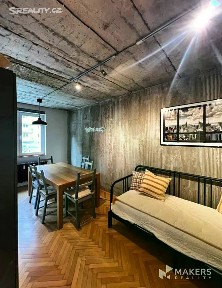 Pronájem bytu 2+kk 80 m² Hlavní, Praha - Záběhlice