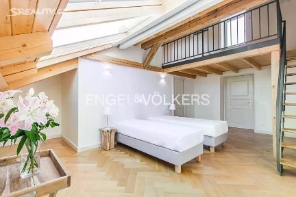 Praha, Praha 1, Nové Město, Bolzanova, 5