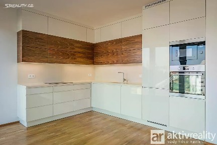 Praha, Praha 8, Karlín, Breitfeldova, 13