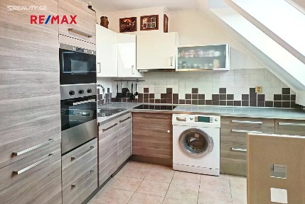 Prodej bytu 2+kk 50 m² U Školky, Nupaky