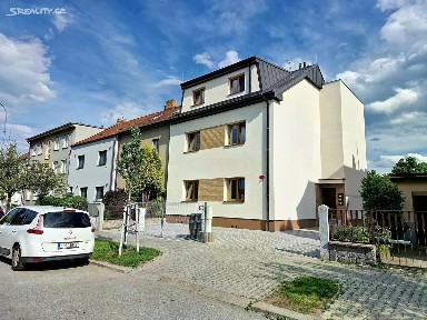 Pronájem bytu 2+1 82 m² U Pumpy, Plzeň - Koterov