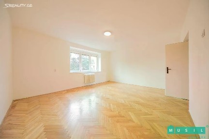 Pronájem bytu 2+1 65 m² gen. Píky, Olomouc - Neředín