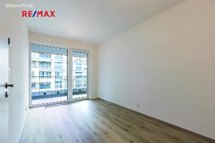 Prodej bytu 2+kk 56 m² Poděbradská, Praha - Hloubětín