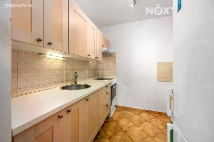 Prodej bytu 2+kk 42 m² Nevanova, Praha - Řepy