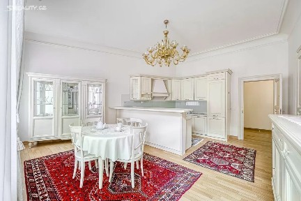 Pronájem bytu 3+kk 77 m² Truhlářská, Praha - Nové Město