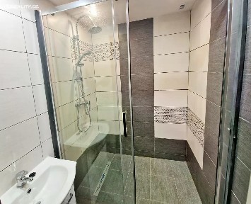 Pronájem bytu 2+1 56 m² Hutnická, Most