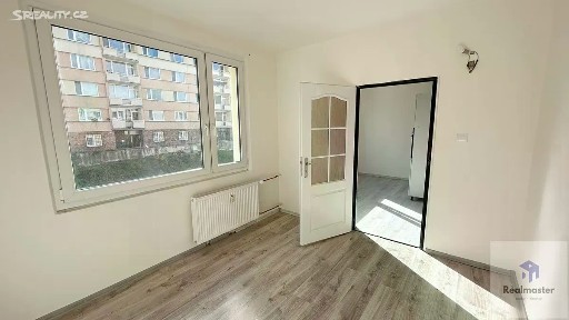 Pronájem bytu 3+1 63 m² Tolstého, Ústí nad Labem - Střekov