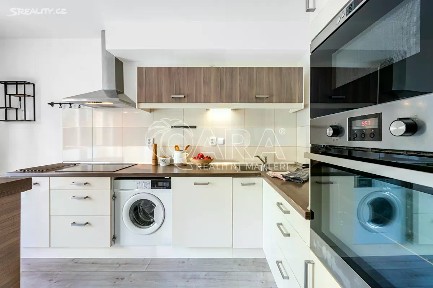 Prodej bytu 3+kk 58 m² Na Okraji, Hořovice