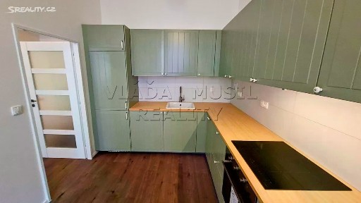 Pronájem bytu 1+1 37 m² Novákových, Praha - Libeň