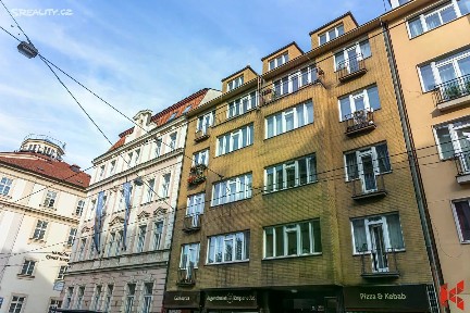 Pronájem bytu 1+kk 18 m² Újezd, Praha - Malá Strana