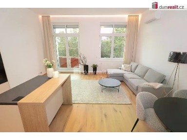 Prodej bytu 3+kk 114 m² Na pokraji, Praha - Prosek