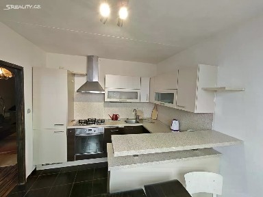 Praha, Praha 9, Černý Most, Paculova, 3