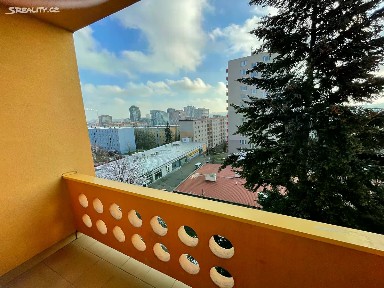 Pronájem bytu 2+1 53 m² Útulná, Praha - Malešice