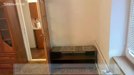 Pronájem bytu 3+1 75 m² Mratínská, Praha - Prosek