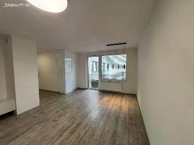 Pronájem bytu 3+kk 77 m² Východní, Pardubice - Pardubičky