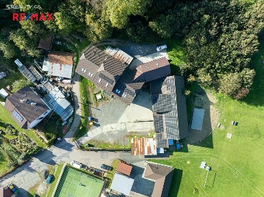 Prodej obchodního prostoru 1076 m² Lutonina