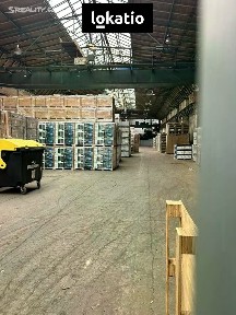 Pronájem skladového prostoru 1500 m² Hradec Králové