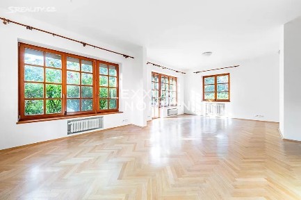 Pronájem vily 316 m², pozemek 950 m² Oddělená, Praha - Břevnov