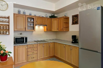 Oslavany, Brno-venkov, náměstí 13. prosince, 22