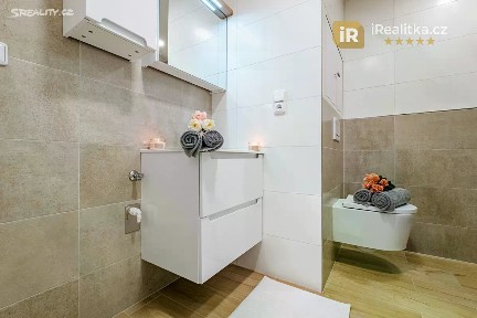 Prodej bytu 1+kk 29 m² Brožíkova, Hradec Králové - Nový Hradec Králové
